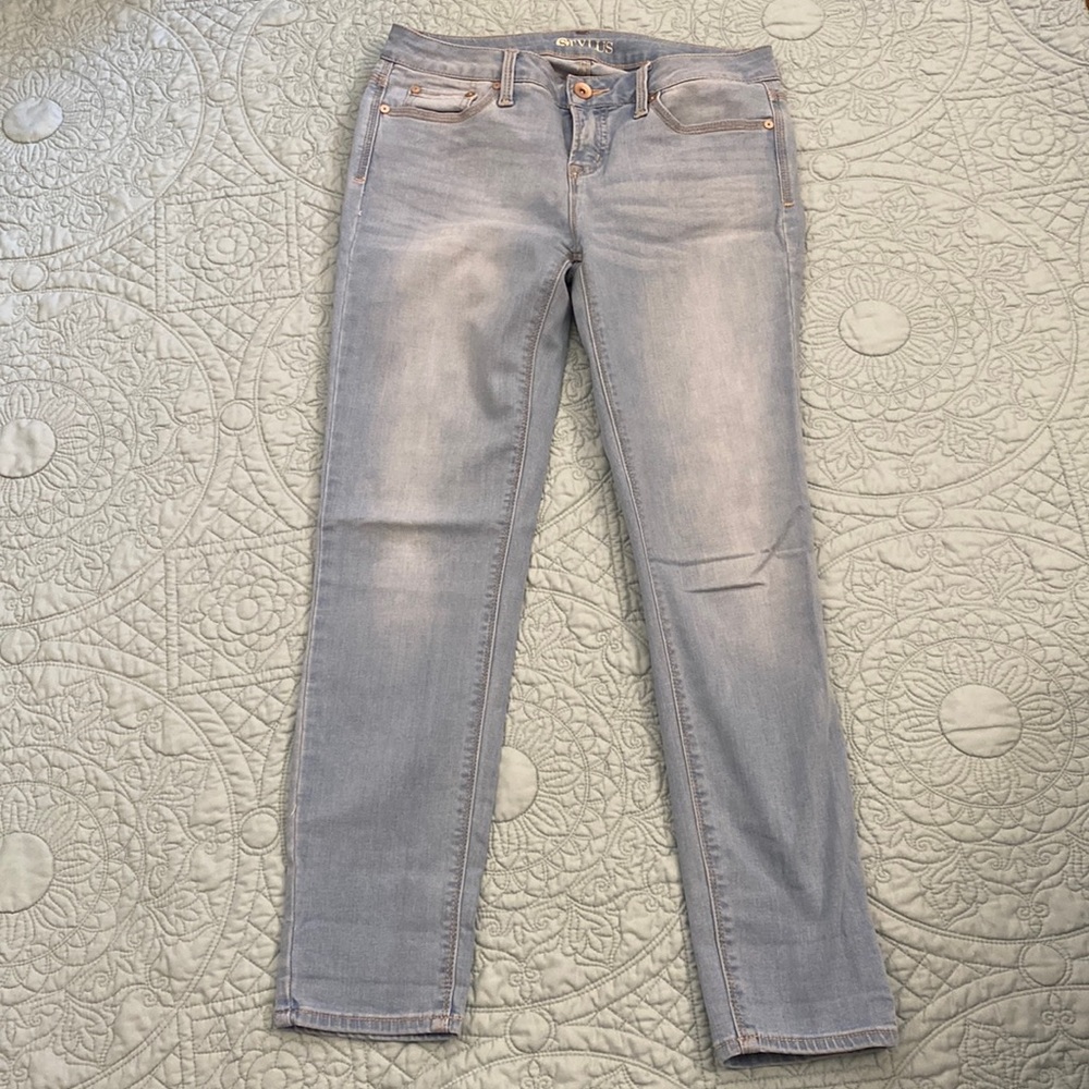 Stylus Jeans - Light Blue Wash